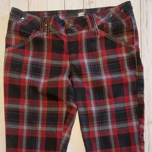 Ghosts & Angels Womens Capri Size 5